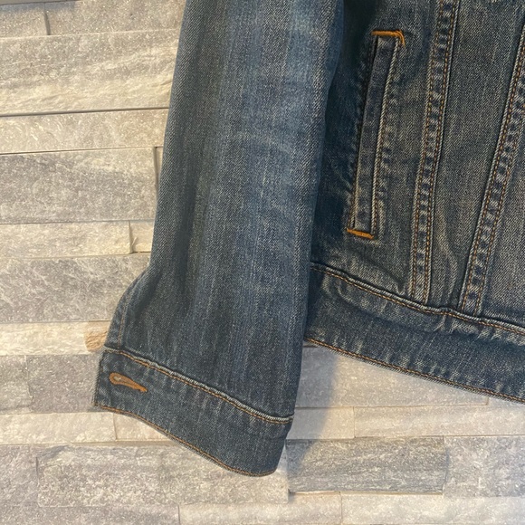 Levi’s Jean Jacket - Picture 4 of 8